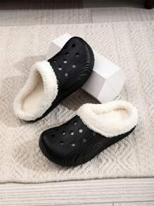 Solid Color Plush Lined Slippers, Winter Cozy & Warm Slip On Clogs, Comfy Indoor & Outdoor Slippers - Black - View 2