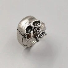 New European And American Stylish Minimalist Design Personalized Skull Shaped Silver Tone Men's Ring - Silver - View 3