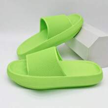 Women's Popular Solid Green Slippers - Green - View 4