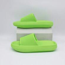 Women's Popular Solid Green Slippers - Green - View 2