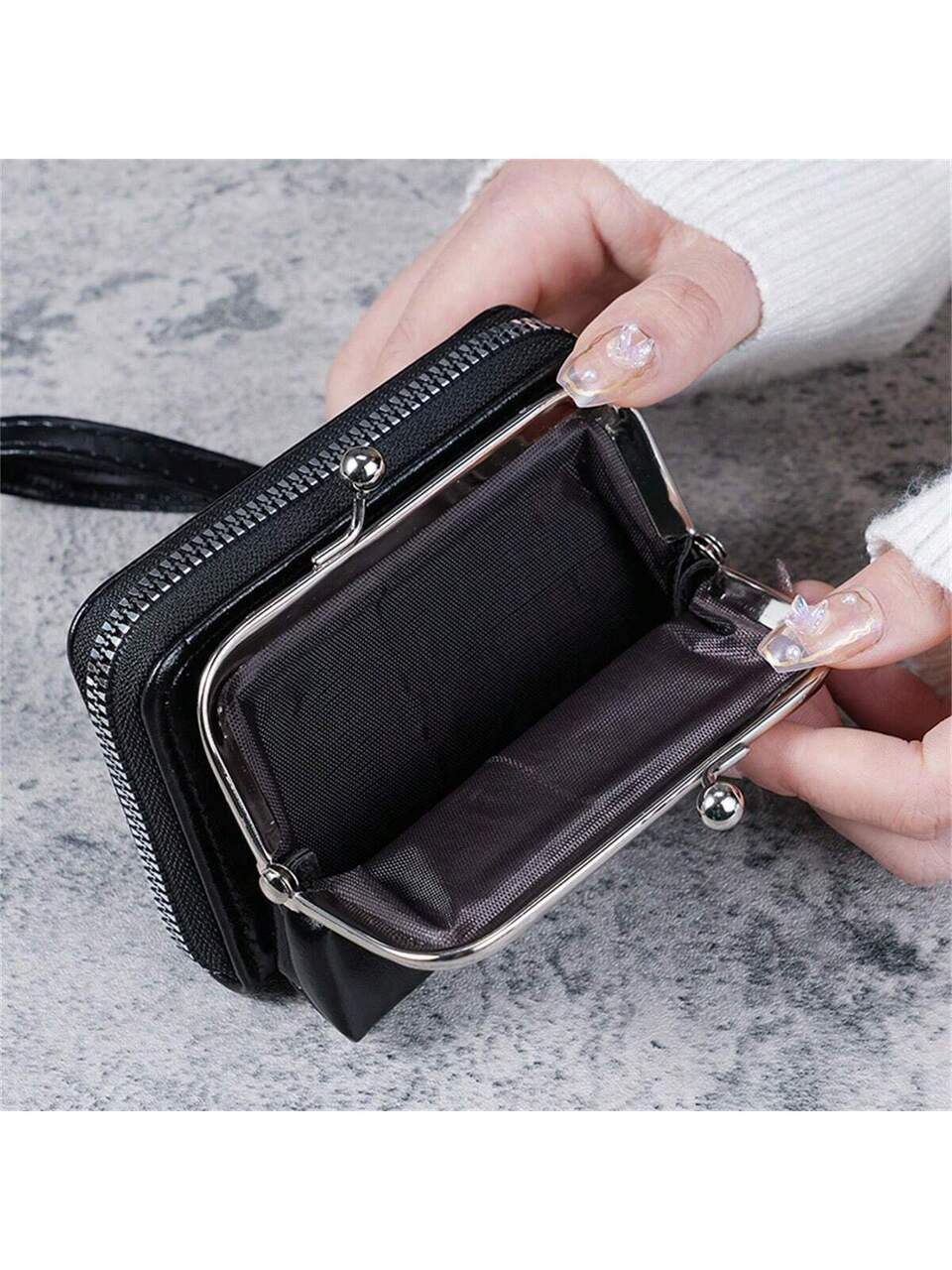 New Fashion Women's Wallet With Wrist Strap Short Coin Large Capacity Multiple Card Slots Clip Business Casual For Women Wallet Purse Wallet Small Wallet