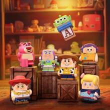 Miniso 皮克斯動畫風格正方形主題角色裝飾擺飾，生日禮品家居擺件盲盒，14歲以上 - 淺藍色 - 查看 1