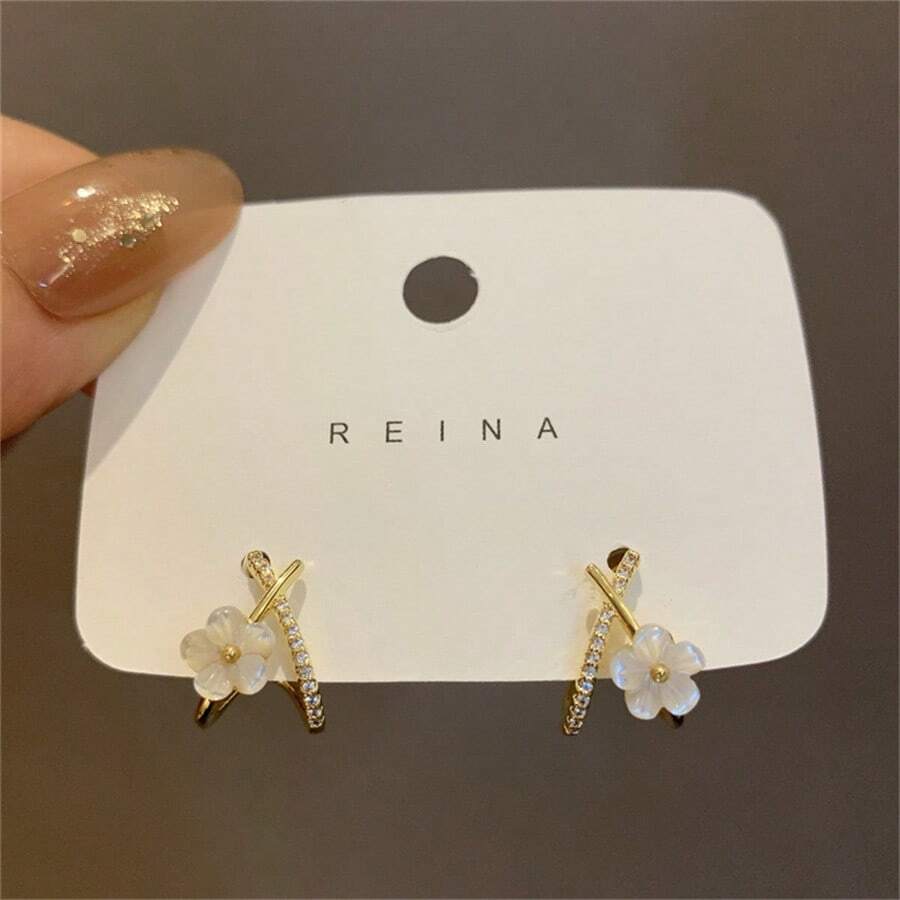 A Pair Of S925 Silver Needle Small Mini Flower Shell Earrings For Women Cross Rhinestone Earrings Fresh And Simple Earrings - Gold - View 1
