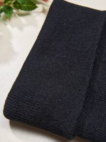 1pc Solid Color Knitted Beanie Hat For Women, Winter Warm And Simple Style, Perfect For Daily Wear Casual - Black - View 2