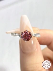 1枚時尚的925純銀1ct轉彎臂六爪鑽石戒指,適合女士,是一份女友禮物、永遠的承諾訂婚結婚戒指,優雅的珠寶