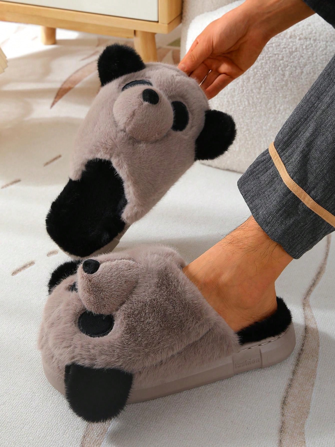 Men's Winter Indoor Slippers With Panda Pattern Eva Thick Sole