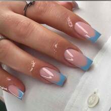 24 件裝全覆蓋藍色法式長壓克力指甲壓釘,帶尖頭或方形和光澤細節 - 藍白色 - 查看 1