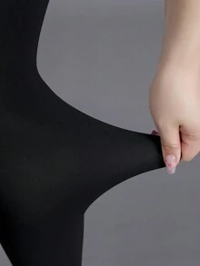 A Pair Of Women's Oversized Nine-Inch Fleece Pants With Thick And Warm Autumn And Winter Tight-Fitting Leggings And Pantyhose - Black - View 3