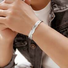 Vintage Open End Feather Design Bangle Bracelet For Men - Silver - View 3