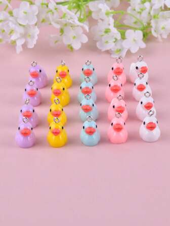 20pcs Resin Cartoon Duck DIY Pendant