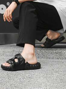 Men's Stylish Flip Flops With Funny Skull Pattern - Black - View 6