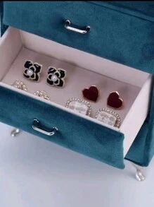 1只大容量簡約時尚仿傢俱絨面珠寶盒,適合收納耳環、項鍊、手鐲和其他飾品。適作為女孩生日/聖誕禮物。 - 彩色 - 查看 6