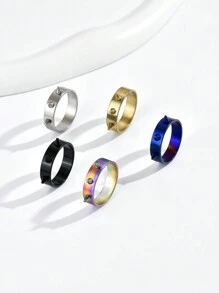 男士哥特风个性时尚百搭铆钉不锈钢戒指，可选多种尺寸，适合夜店、派对、酒吧等场合，亦可日常佩戴，是友谊饰品或情侣配饰的理想之选。