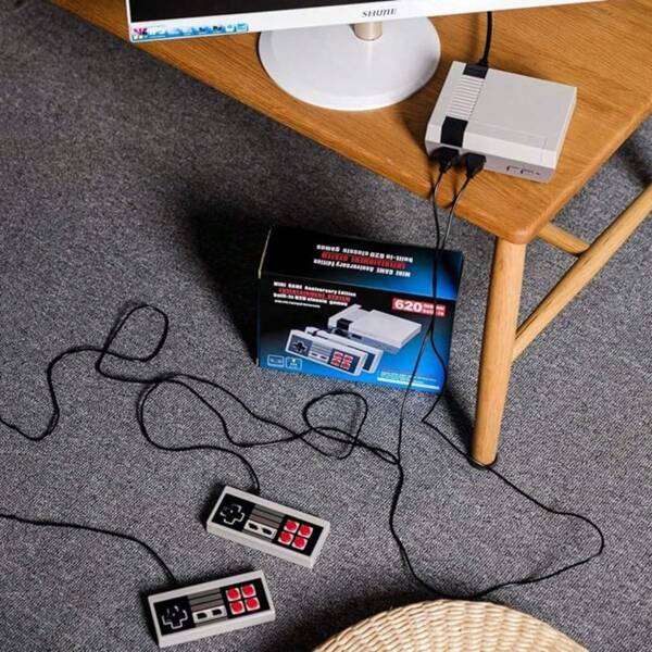 Consola de juegos retro, consola de videojuegos clásica 620 incorporada, consola de juegos de TV familiar con salida AV, te trae recuerdos felices de la infancia