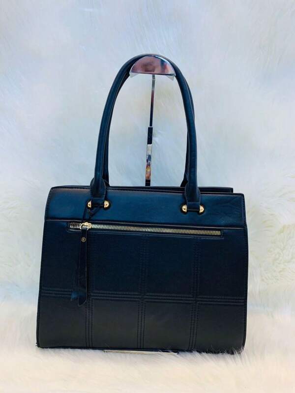 bolsa feminina estruturada de ombro  com zíper na frete e alça transversal