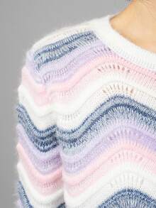 Women's Fashion Pullover With Curved Wave Multicolor Cheuron Print - Purple - View 3