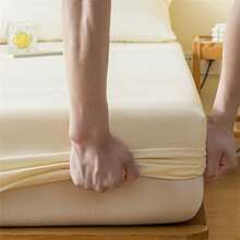 1pc Thick Soft Breathable Solid Color Waterproof Mattress Cover (single Size), Wrinkle Protective Sheet With Easy Disassembly For All Seasons - cream white - View 4