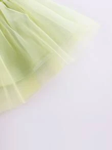 女小童卡通圖案T恤和網紗裙子套裝