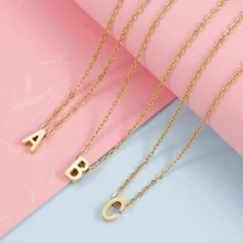 1pc Stainless Steel Europe And America Style Gold Plated Initial A-z Letter Pendant Necklace For Women, Customized Gift For Girlfriend