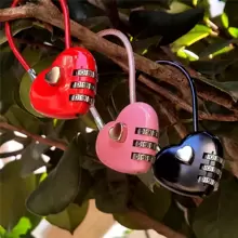 Cadeado Multifuncional com fechadura em forma de coração para mala de mão, mochila de viagem, escolar, academias e cadeados de esporte TSA com configuração de combinação própria. Cadeado de bagagem aprovado pela TSA, portátil para essenciais de viagem, suprimentos escolares, academia e equipamentos de ginástica.