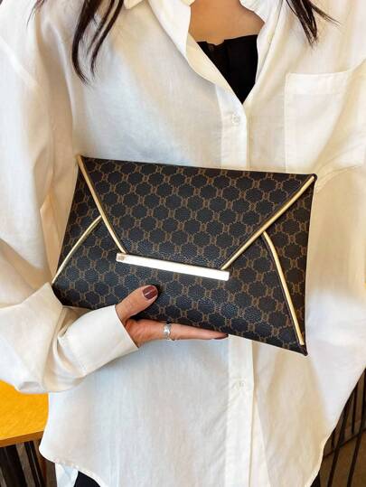 Fashionable New Arrival Large Capacity Monogram Clutch Bag With Color Block Design For Women