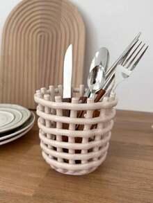 11cm Diameter Round Handmade Ceramic Storage Basket (1pc) In Grey - Grey - View 6