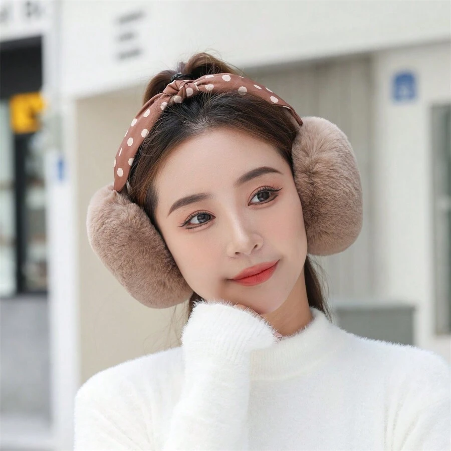1件啡色女士可摺疊保暖耳套,冬季毛絨耳罩適用於女性/女孩