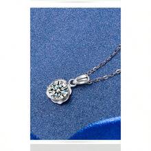 梅花吊墜,韓國和日本風格極簡鎖骨鏈,森系女孩風格1克拉高碳莫桑石925純銀項鍊適用於女性