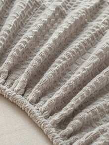 新款高克重奶絨雕花床上四件組，包括一張床襯和兩個枕套。讓它成為您冬夜床上的小太陽，感受舒適溫暖的感覺。易拆卸和洗滌，具有高彈性和耐久性。奶絨床上四件組為您提供了一個舒適的冬夜。易於清潔，不褪色或脫落。 - 幾何-灰 - 查看 7