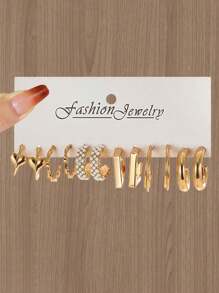 12入組戀愛心形和c字設計人造珍珠耳環,適用於約會,假期,或作為聖誕禮物