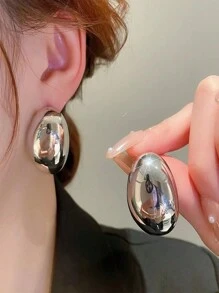 1 Pendiente Redondo De Metal Plateado Skc Personalizado, Exagerado Y Diseñado Especialmente Para Mujeres Con Pendientes De Botón