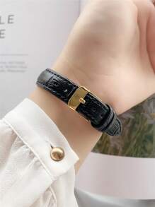 Pablo Raez 1 件女士 18K 镀金不锈钢方形表壳模拟石英手表，白色表盘和黑色皮革表带，50 米防水，优雅，适合日常生活、工作、派对、生日 - 送给女性的绝佳礼物 - 金色 - 查看 6