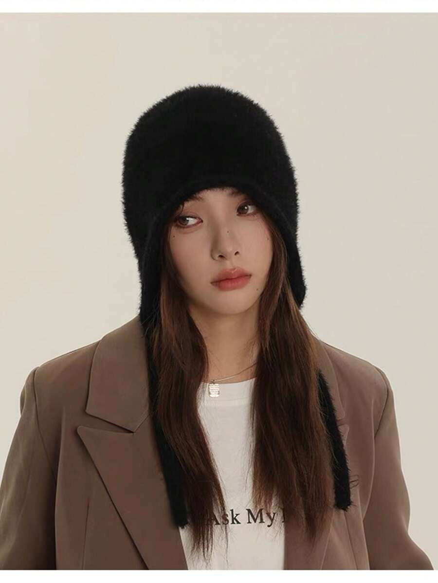 1件女式簡約時尚毛絨柔軟帶蝴蝶結細節針織耳掩帽，適合冬季日常穿著休閒