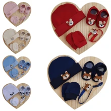 Kit Recem Nascido Bebê Sapatinho Touca Luvas 100% Algodão Prendedor Bico Menina Menino Saida Maternidade Presente