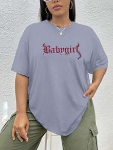 Camiseta Babygirl Oversized Estampa Grafica Bordada Palavra Bebezinha Elogio Apelido Beleza Admirar Old School Letras Gotico Aesthetic Manga Curta Ombro Caido Feminino