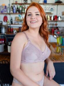 Plus Size Bras & Bralettes - 米色 - 查看 1