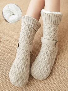 1 đôi Của phụ nữ Nút Thiết kế Lông cừu ấm áp Quần lọt khe Với Chống trượt , Dày lên Giữa bắp chân Chiều dài Màu thuần Sang trọng Vớ , Thích hợp Đối với Mặc hàng ngày In Mùa thu & Mùa Đông , 5 Màu sắc sẵn có - Màu Khaki - Xem 1