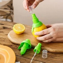 1pc Kitchen Tool, Manual Fruit Juice Sprayer Lemon Spray Squeezer Juicer - Green - View 3