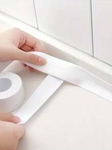 1卷防水防霉廁所縫隙膠帶，寬度：3.8厘米/1.49英寸，總長度：200厘米/78.74英寸，廚房和浴室用自粘密封條，防止浴室潮濕，廚房洗菜槽，大理石浴缸和壁紙貼邊美觀接縫貼紙，自粘浴缸和牆面密封膠帶，縫隙密封膠帶，適用於水槽，浴室，馬桶，浴缸，地板，牆角保護