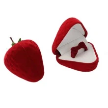 1 Set Storage box Surprise gift Romantic strawberry ring box Confession proposal Earrings Necklace box Girly heart Mini