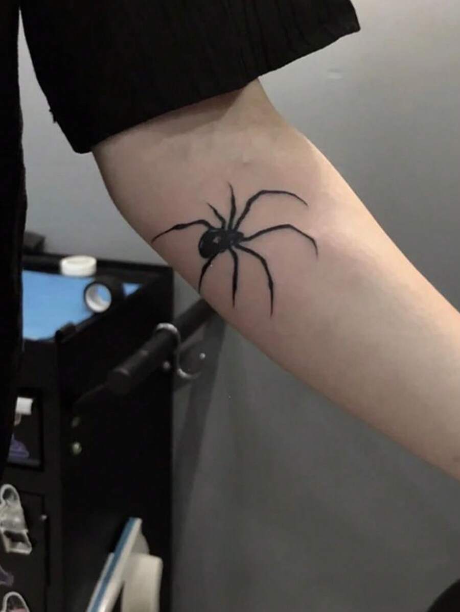 1 Pieza Tatuaje Temporal De Emoji Lindo De Pvc, Nube, Araña Malvada, Adhesivo Impermeable Y Resistente Al Sudor, Adecuado Para Uso Diario Por Personas Modernas - Negro - Ver 1
