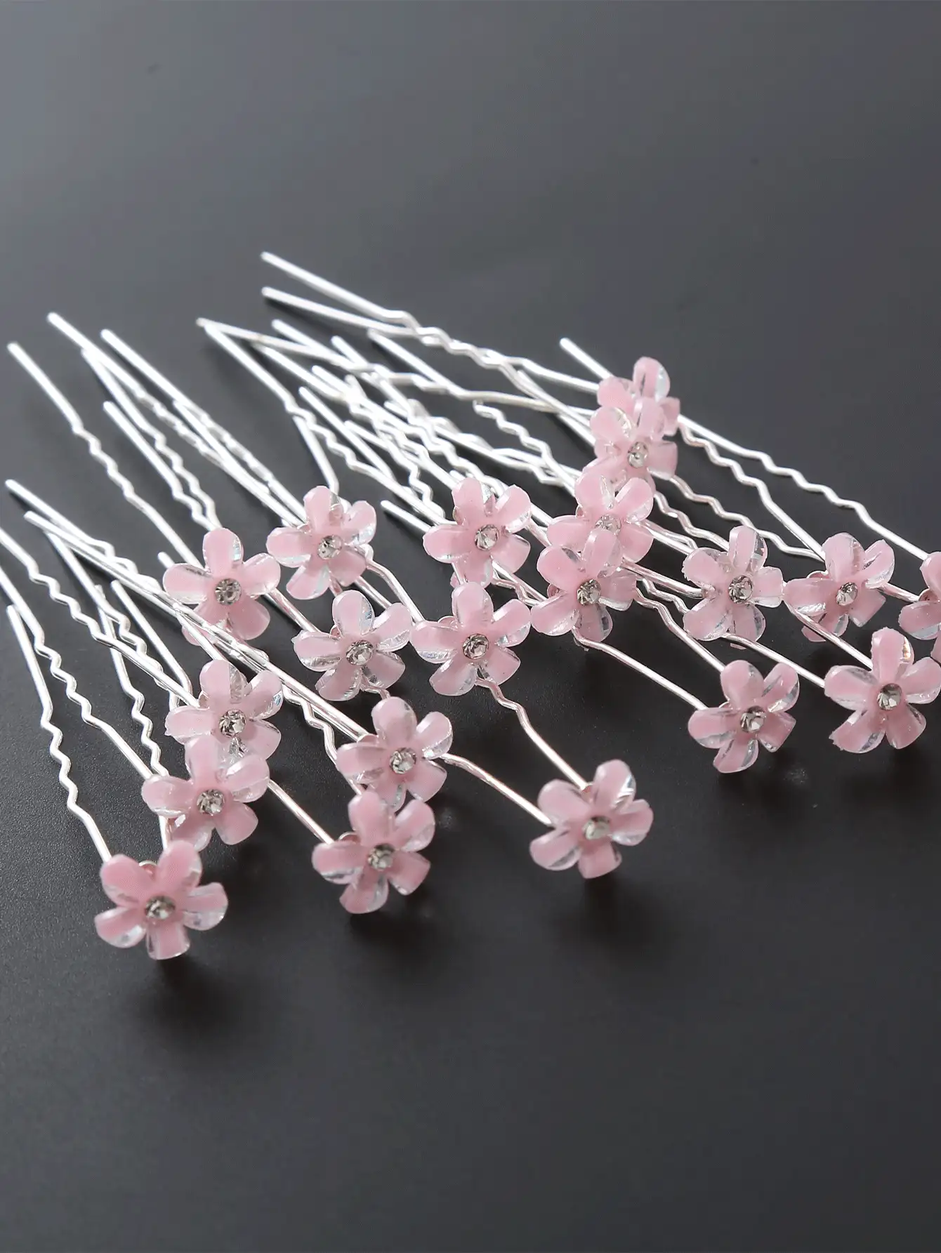 20 件女士多色花朵髮飾適合婚禮、日常佩戴、返校等。