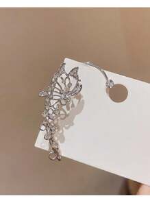 1pc Silver Butterfly Shaped Ear Cuff With Shiny Rhinestones For Non-pierce Ear, Delicate Design And Fashionable Style Suitable For Women's Daily Wear - silver left ear - View 5