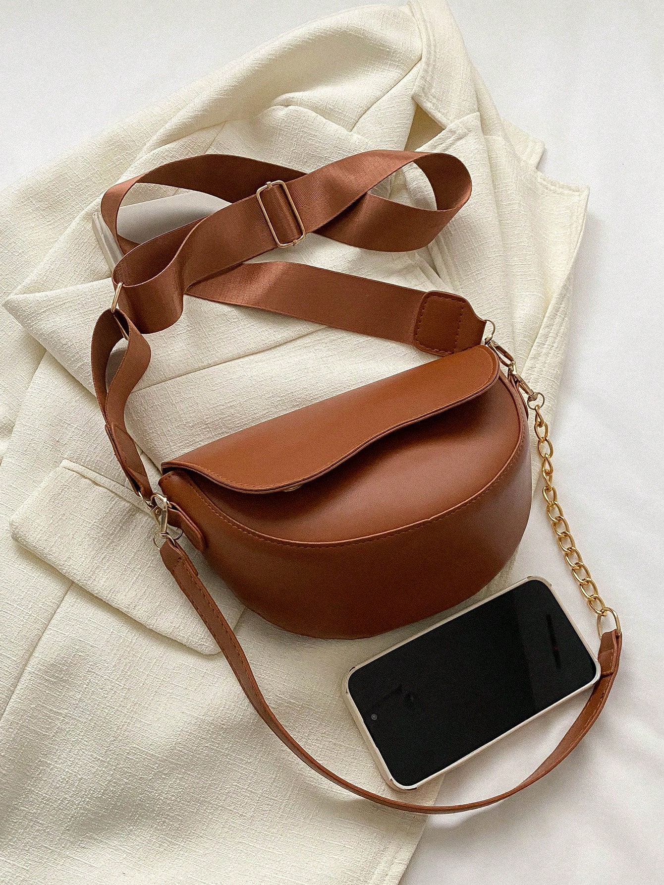 حقيبة كتف صغيرة جذابة بلون صلب بطية بسيطة للاستخدا...