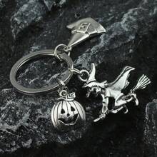 1 件华丽合金钥匙扣，女巫骑扫帚和南瓜，适合作为万圣节圣诞节礼物创意包挂绳带身份证夹汽车配件包饰 - 彩色 - 查看 5