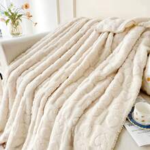 1 Miếng Ấm áp Lông cừu san hô Chăn có thể sử dụng Như A Bọc ghế sofa Hoặc Khăn trải giường , Dày lên Chăn Cho mùa đông , Thích hợp Đối với Phòng khách , Văn phòng , Ngủ trưa , Thú cưng Sử dụng - Trái tim tình yêu màu trắng - Xem 3