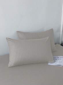 Set sábanas para cama Matrimonial Estilo Jacquard rayada 3000 Hilos, Tela fresca, Suave, Ligera y Ajustable 4 piezas/(1 Forro,1 Sábana/ 2 Fundas) - Gris - Ver 2