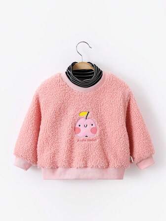 1 件年轻女孩可爱卡通苹果刺绣设计保暖内衬仿高领长袖运动衫，秋冬