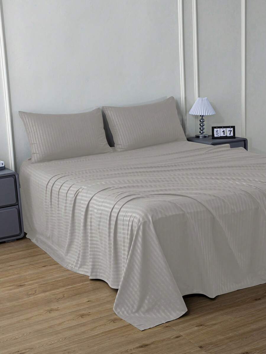 Set sábanas para cama Matrimonial Estilo Jacquard rayada 3000 Hilos, Tela fresca, Suave, Ligera y Ajustable 4 piezas/(1 Forro,1 Sábana/ 2 Fundas) - Gris - Ver 1