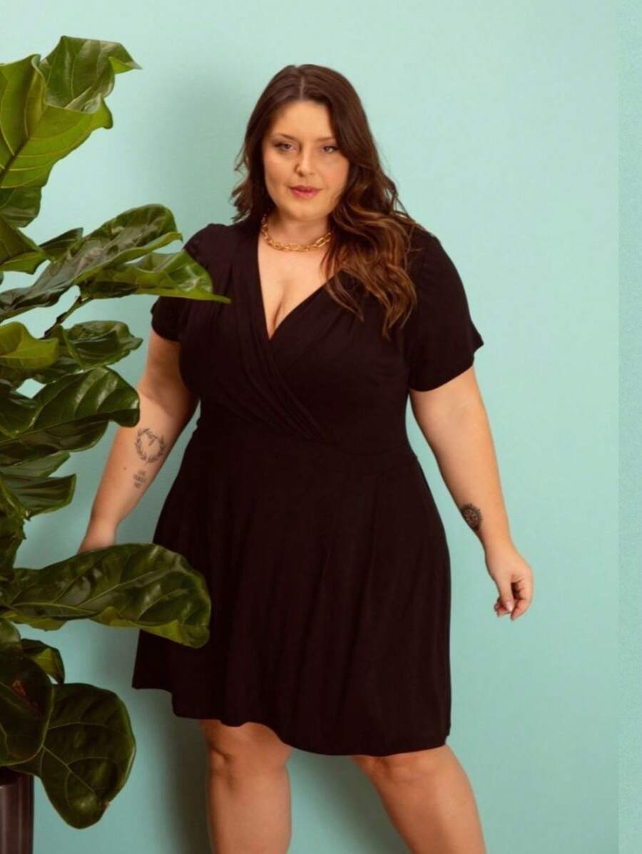 Plus Size Dresses - 黑色 - 查看 1